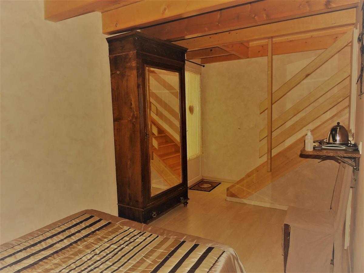 Chambres D'Hotes La Dorgisane Venterol  Экстерьер фото