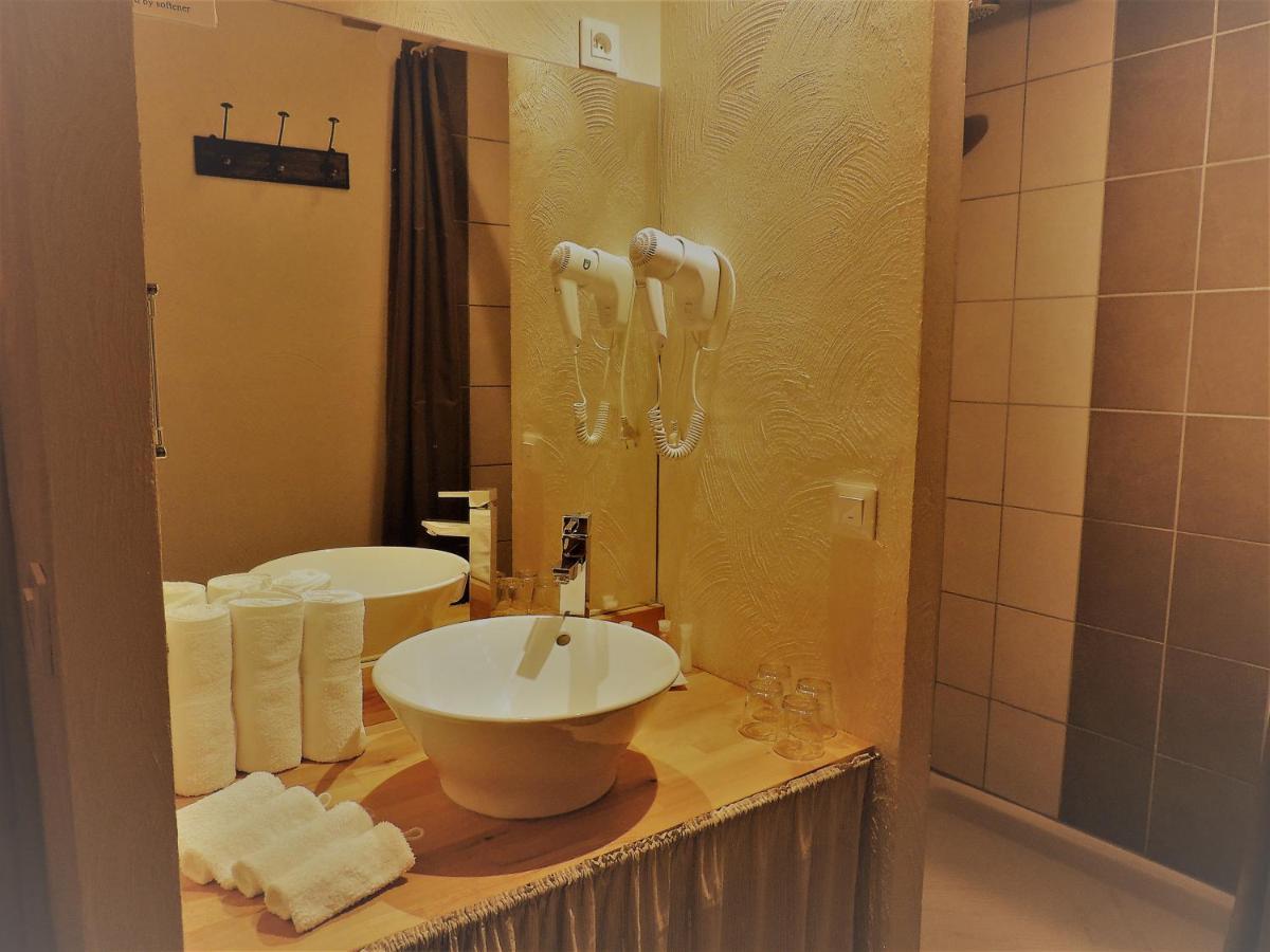 Chambres D'Hotes La Dorgisane Venterol  Экстерьер фото