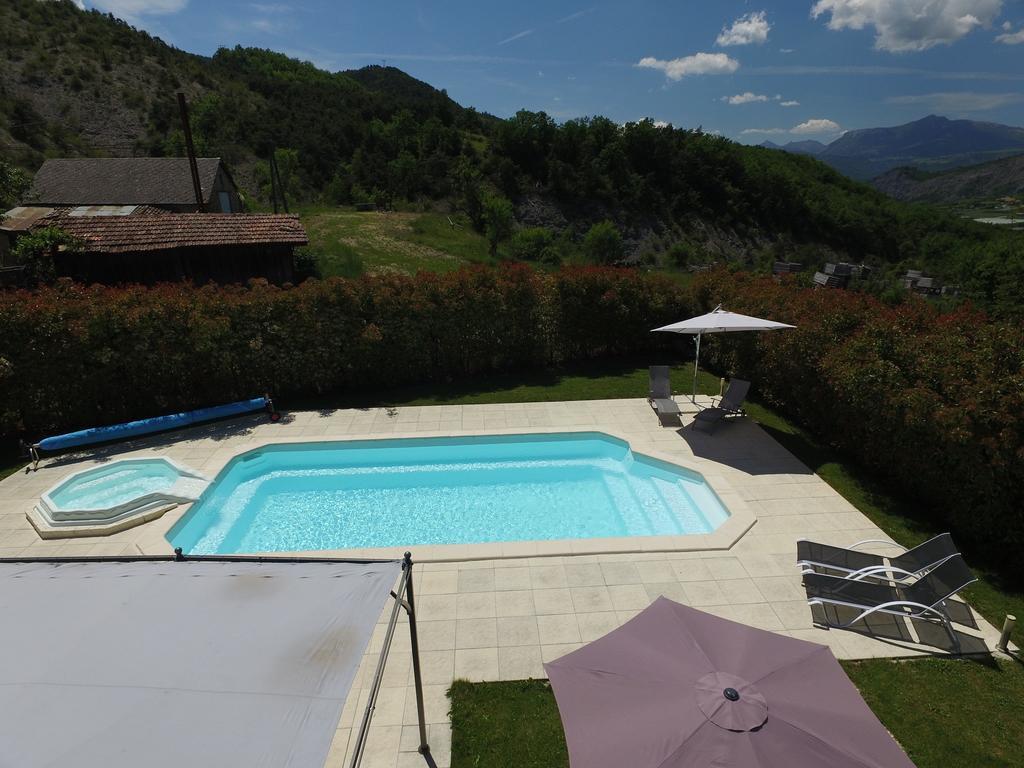 Chambres D'Hotes La Dorgisane Venterol  Экстерьер фото